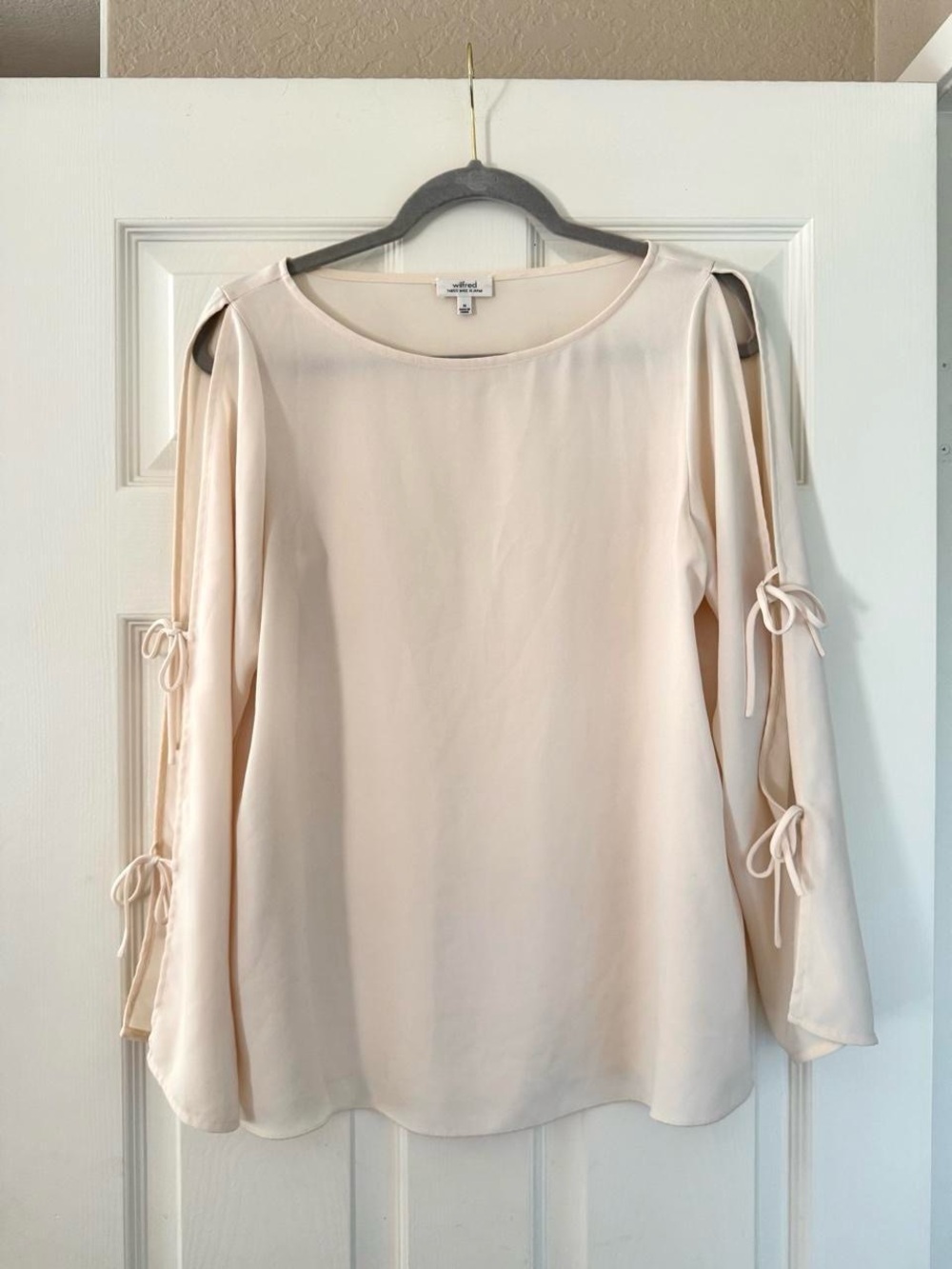 Aritzia Wilfred Cream Pozzi Top